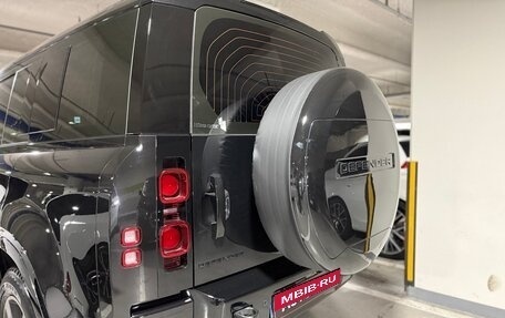 Land Rover Defender II, 2024 год, 10 030 000 рублей, 5 фотография