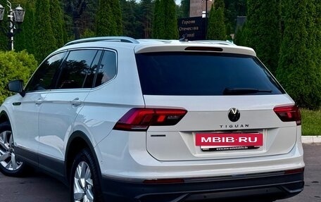 Volkswagen Touran III, 2022 год, 2 490 000 рублей, 15 фотография