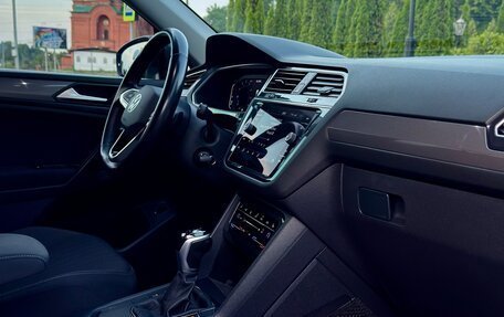 Volkswagen Touran III, 2022 год, 2 490 000 рублей, 25 фотография