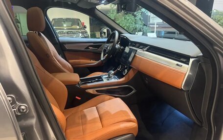Jaguar F-Pace, 2024 год, 5 750 000 рублей, 8 фотография