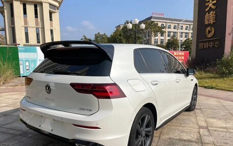 Volkswagen Golf VIII, 2022 год, 1 990 000 рублей, 6 фотография