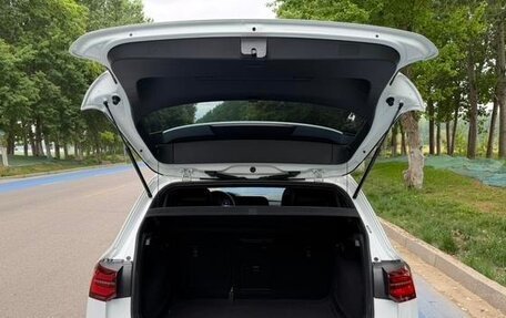 Volkswagen Golf VIII, 2022 год, 1 990 000 рублей, 10 фотография