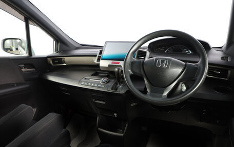 Honda Freed I, 2011 год, 1 319 000 рублей, 10 фотография