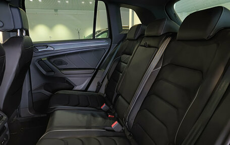 Volkswagen Tiguan II, 2021 год, 4 200 000 рублей, 16 фотография