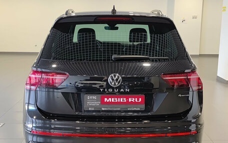 Volkswagen Tiguan II, 2021 год, 4 200 000 рублей, 10 фотография