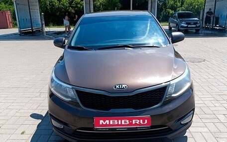 KIA Rio III рестайлинг, 2016 год, 1 070 000 рублей, 1 фотография