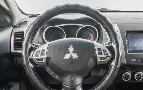 Mitsubishi Outlander III рестайлинг 3, 2008 год, 999 000 рублей, 14 фотография