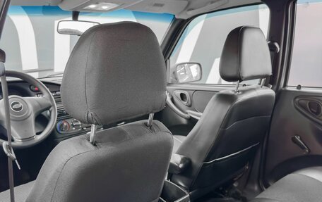 Chevrolet Niva I рестайлинг, 2012 год, 549 900 рублей, 15 фотография
