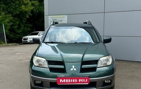 Mitsubishi Outlander III рестайлинг 3, 2005 год, 525 000 рублей, 2 фотография
