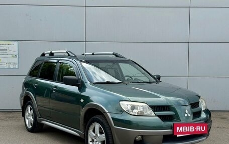 Mitsubishi Outlander III рестайлинг 3, 2005 год, 525 000 рублей, 3 фотография