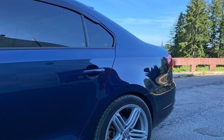 Volkswagen Jetta VI, 2011 год, 930 000 рублей, 5 фотография
