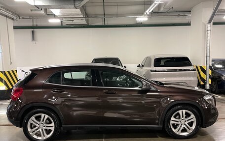 Mercedes-Benz GLA, 2014 год, 1 900 000 рублей, 3 фотография