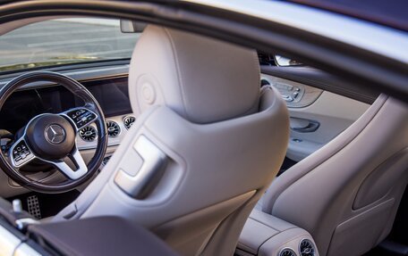 Mercedes-Benz E-Класс, 2019 год, 4 380 000 рублей, 17 фотография