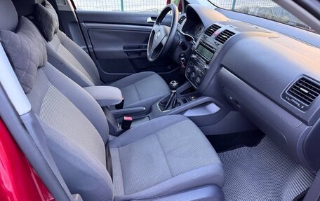 Volkswagen Jetta VI, 2009 год, 730 000 рублей, 17 фотография