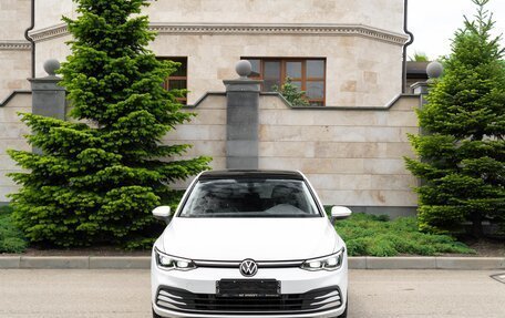 Volkswagen Golf VIII, 2022 год, 2 149 000 рублей, 2 фотография
