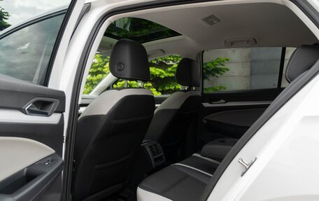 Volkswagen Golf VIII, 2022 год, 2 149 000 рублей, 18 фотография