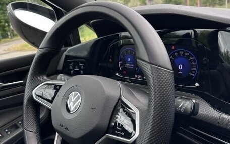 Volkswagen Golf VIII, 2022 год, 2 250 000 рублей, 14 фотография