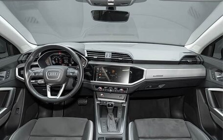 Audi Q3, 2022 год, 1 761 003 рублей, 9 фотография