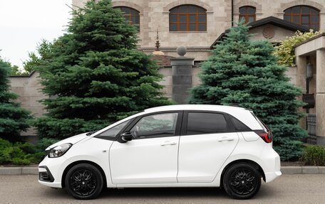 Honda Fit, 2022 год, 1 590 000 рублей, 5 фотография