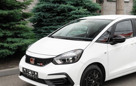 Honda Fit, 2022 год, 1 590 000 рублей, 6 фотография