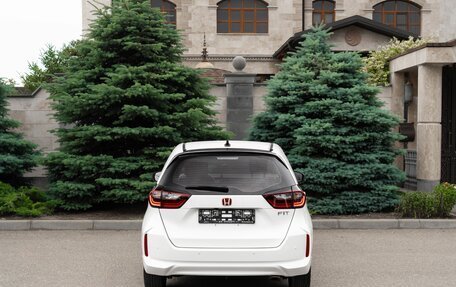 Honda Fit, 2022 год, 1 590 000 рублей, 7 фотография