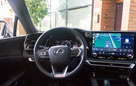 Lexus RX IV рестайлинг, 2024 год, 7 950 000 рублей, 19 фотография