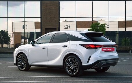 Lexus RX IV рестайлинг, 2024 год, 7 950 000 рублей, 3 фотография