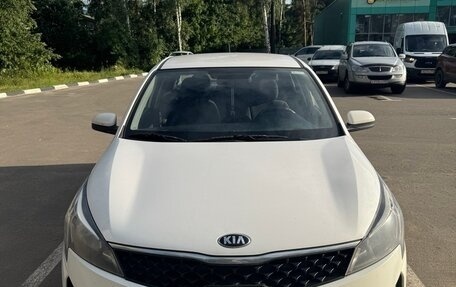 KIA Rio IV, 2021 год, 900 000 рублей, 1 фотография