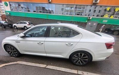 Skoda Superb III рестайлинг, 2025 год, 3 000 000 рублей, 1 фотография