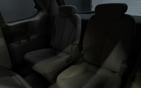 KIA Carnival III, 2008 год, 879 999 рублей, 19 фотография