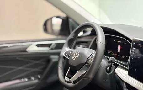 Volkswagen Tiguan II, 2022 год, 1 925 111 рублей, 10 фотография