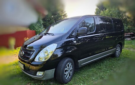 Hyundai Grand Starex Grand Starex I рестайлинг 2, 2017 год, 2 600 000 рублей, 4 фотография