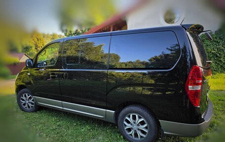 Hyundai Grand Starex Grand Starex I рестайлинг 2, 2017 год, 2 600 000 рублей, 7 фотография