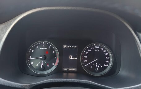 Hyundai Tucson III, 2017 год, 1 850 000 рублей, 9 фотография