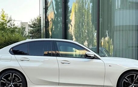 BMW 3 серия, 2024 год, 4 800 000 рублей, 13 фотография