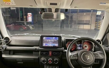 Suzuki Jimny, 2022 год, 1 700 000 рублей, 10 фотография