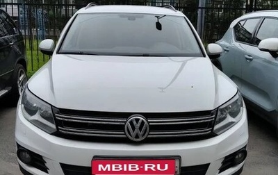 Volkswagen Tiguan I, 2015 год, 900 000 рублей, 1 фотография