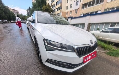 Skoda Superb III рестайлинг, 2025 год, 3 000 000 рублей, 8 фотография
