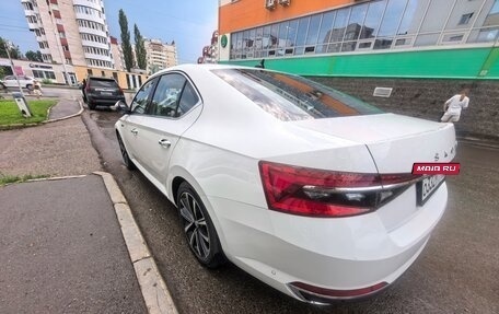 Skoda Superb III рестайлинг, 2025 год, 3 000 000 рублей, 6 фотография