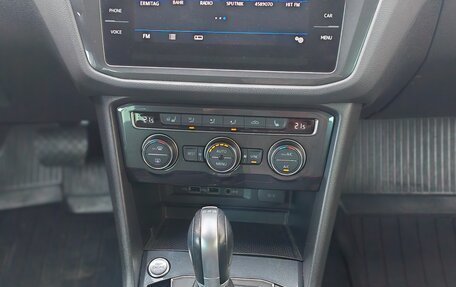 Volkswagen Tiguan II, 2017 год, 2 680 000 рублей, 6 фотография