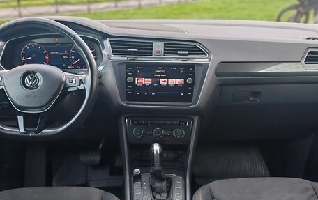 Volkswagen Tiguan II, 2017 год, 2 680 000 рублей, 7 фотография