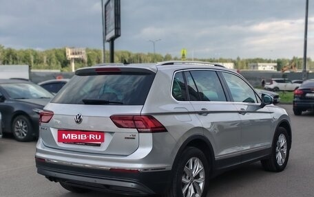 Volkswagen Tiguan II, 2017 год, 2 680 000 рублей, 2 фотография