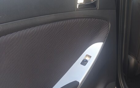 Hyundai Solaris II рестайлинг, 2012 год, 1 000 000 рублей, 7 фотография