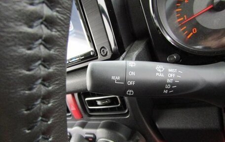 Suzuki Jimny, 2023 год, 1 740 000 рублей, 13 фотография
