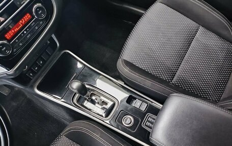 Mitsubishi Outlander III рестайлинг 3, 2019 год, 1 560 000 рублей, 17 фотография