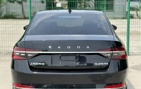 Skoda Superb III рестайлинг, 2023 год, 2 280 000 рублей, 5 фотография