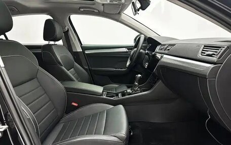 Skoda Superb III рестайлинг, 2023 год, 2 300 000 рублей, 16 фотография