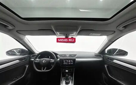 Skoda Superb III рестайлинг, 2023 год, 2 300 000 рублей, 11 фотография