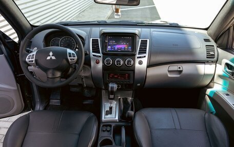 Mitsubishi Pajero Sport II рестайлинг, 2013 год, 1 595 000 рублей, 17 фотография