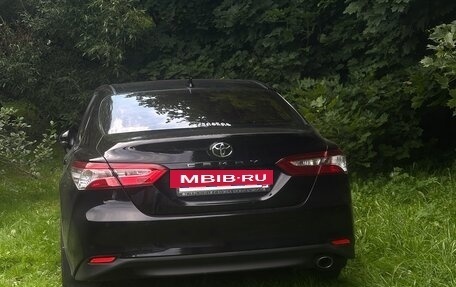 Toyota Camry, 2018 год, 2 450 000 рублей, 5 фотография